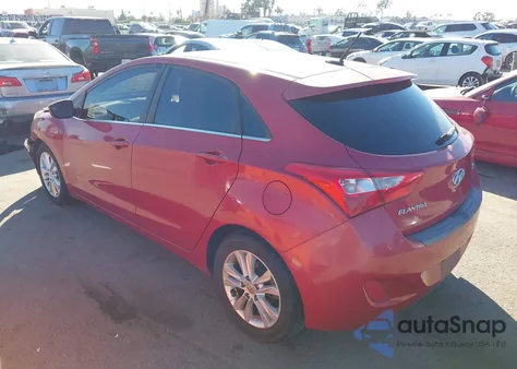 2014 Hyundai Elantra Gt z USA, uszkodzony, nr VIN KMHD35LHXEU231393